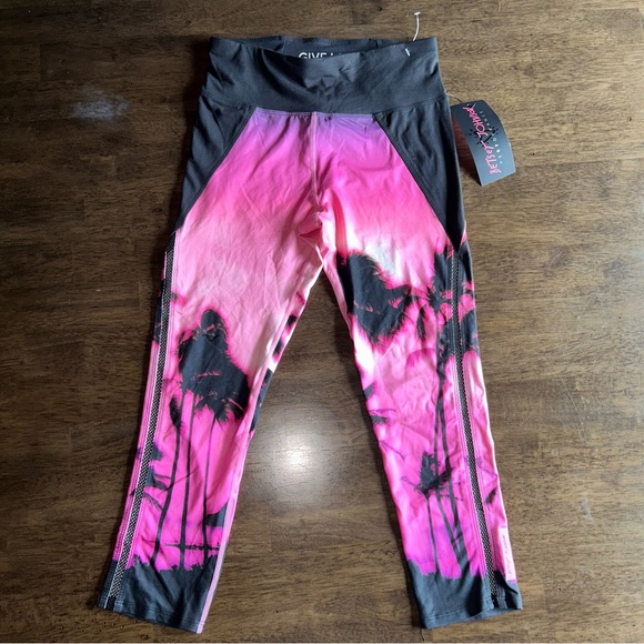 Betsey Johnson Pants - NWT BETSEY JOHNSON performance legging sz small